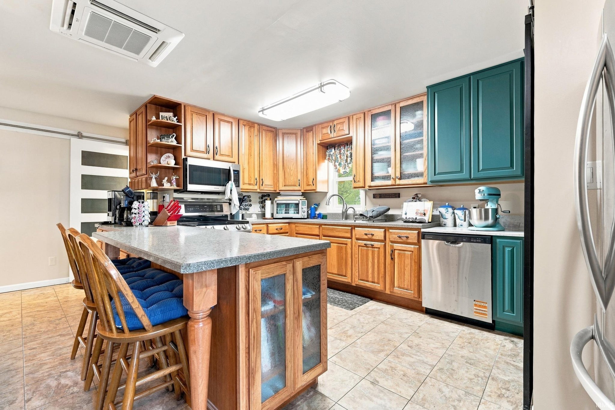 Image of 274 W Waldron Lake Drive