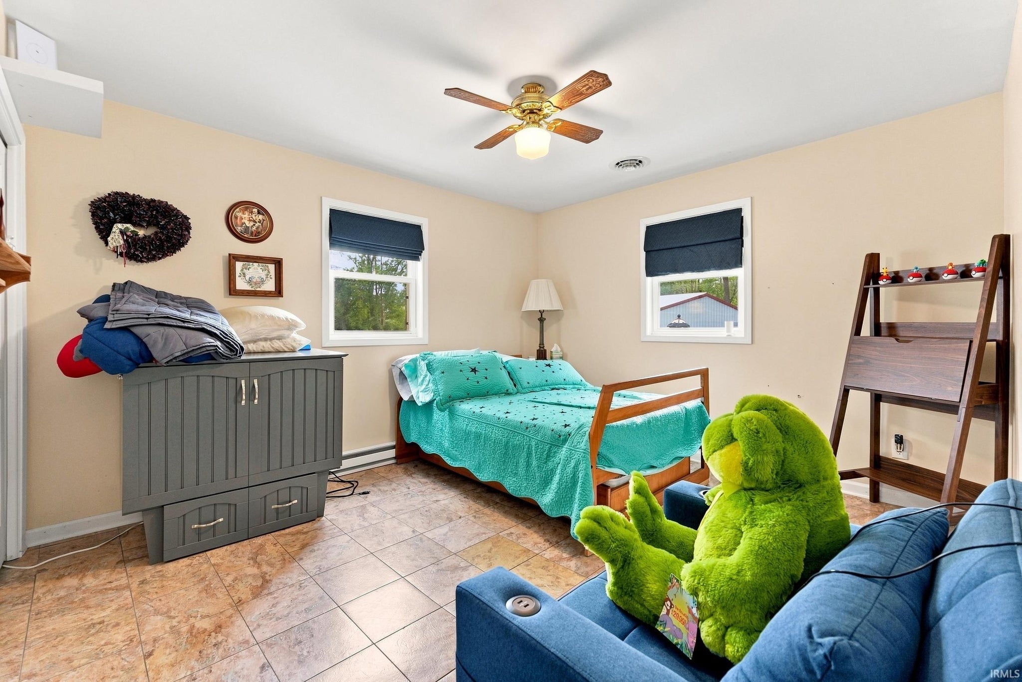 Image of 274 W Waldron Lake Drive