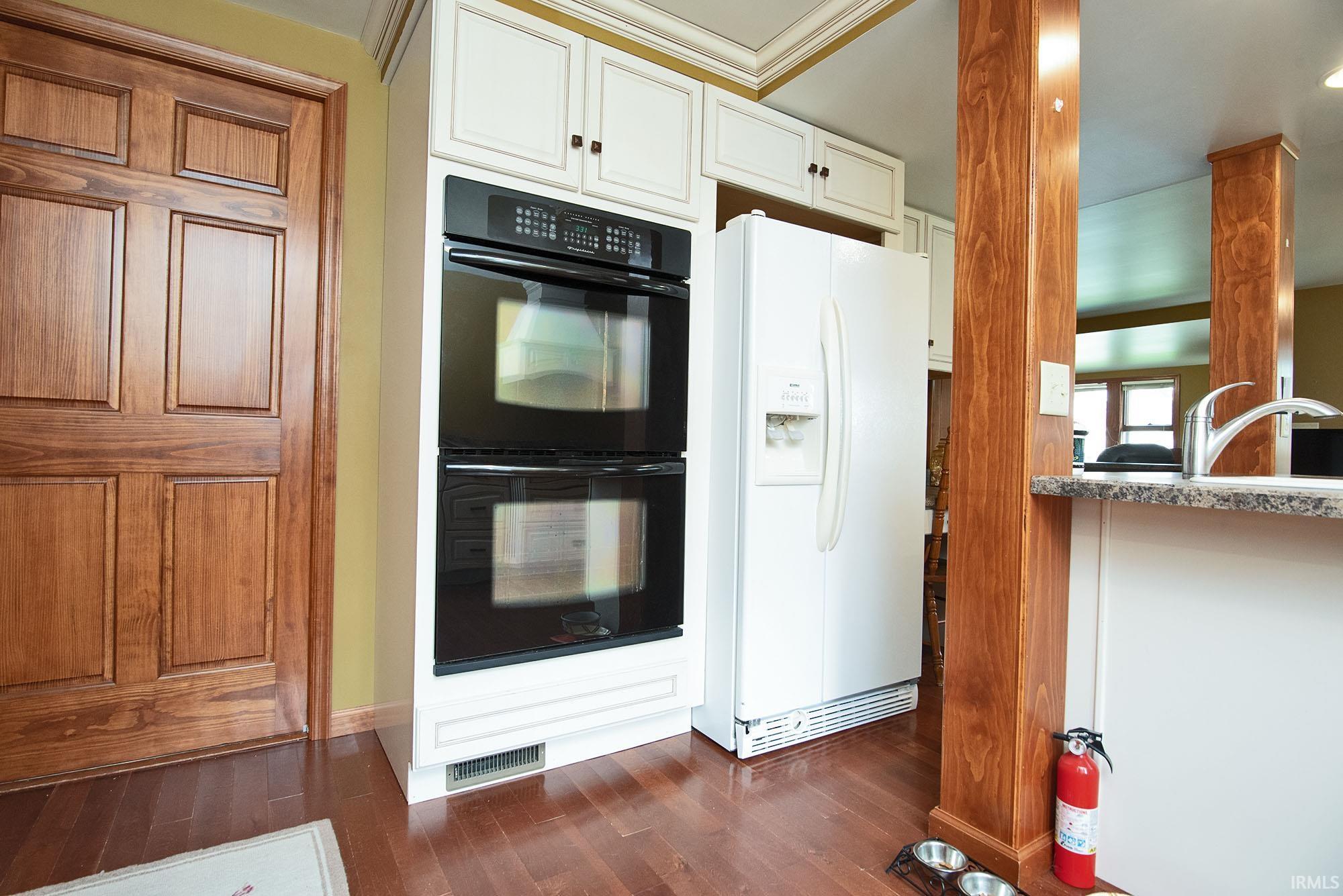 Image of 9615 N Steinbarger Lake Drive