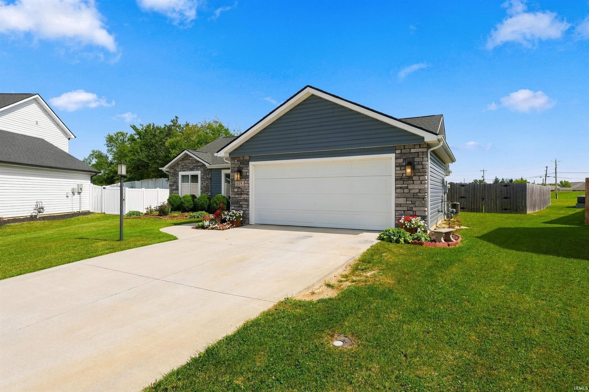 Image of 648 N Long Ridge Road
