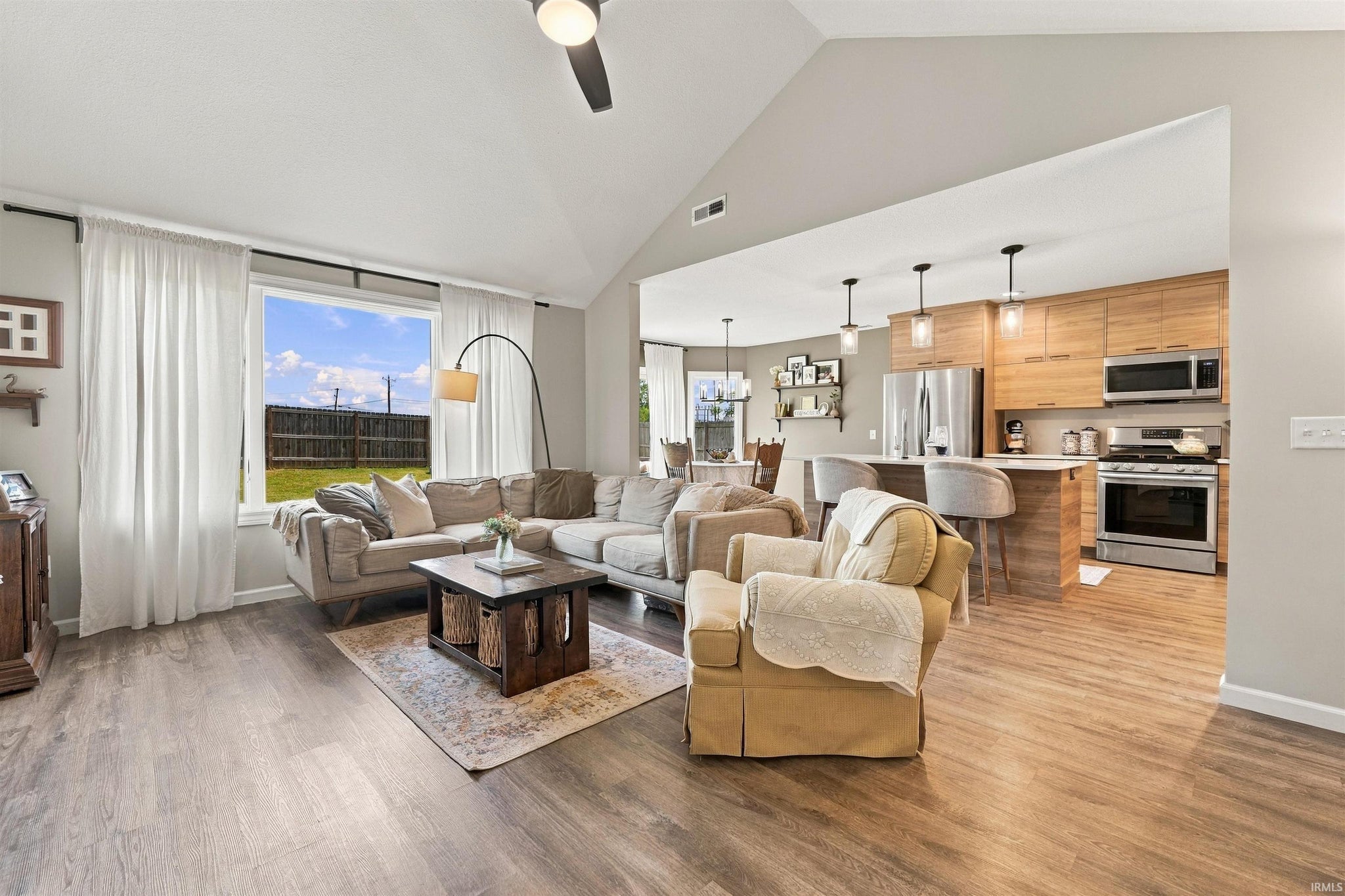 Image of 648 N Long Ridge Road