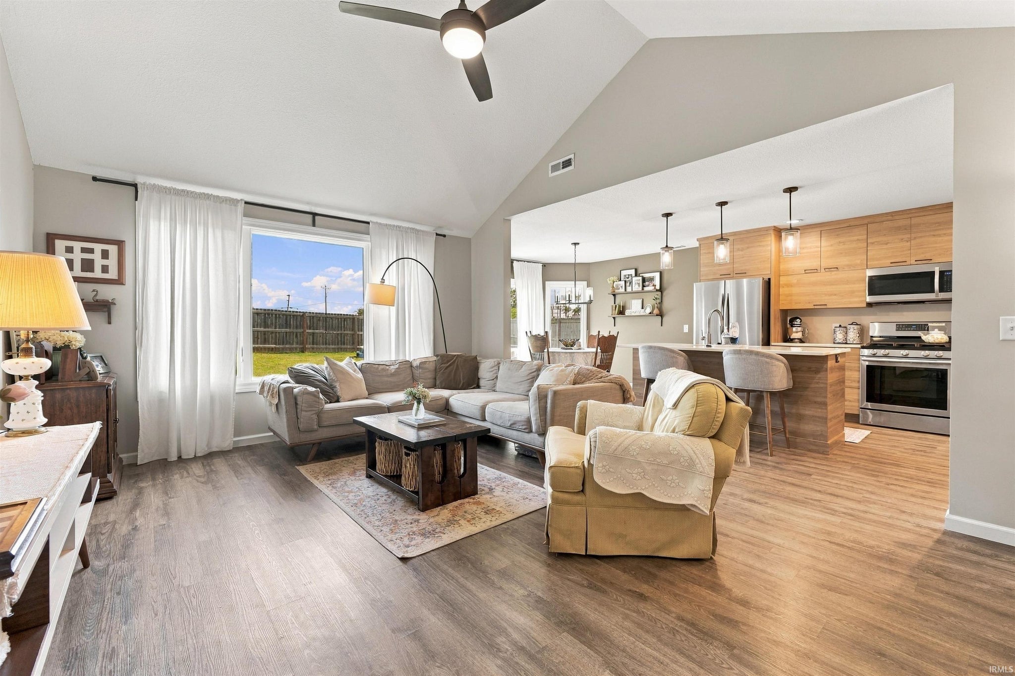 Image of 648 N Long Ridge Road