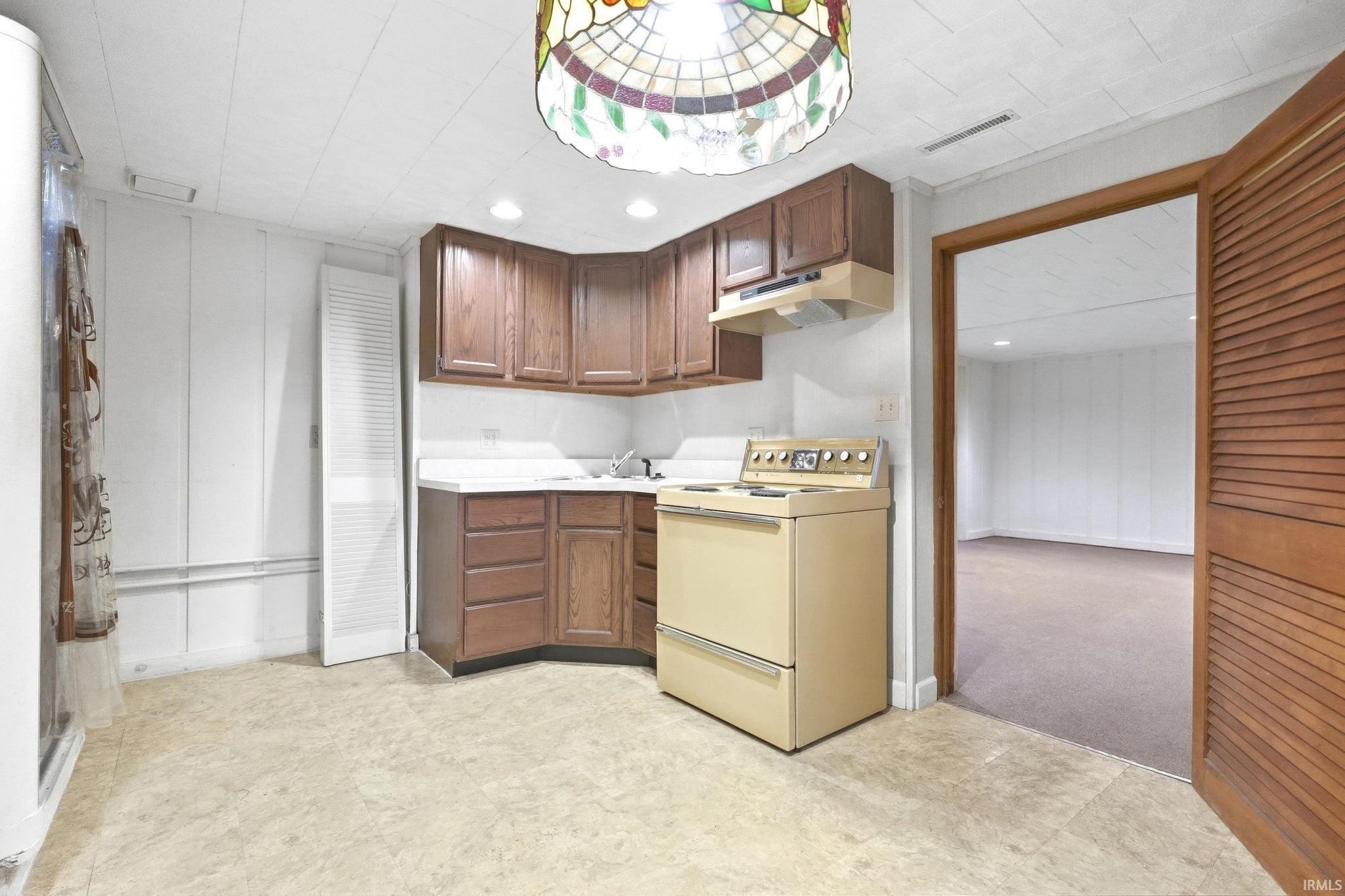 Image of 7003 Balmoral Drive