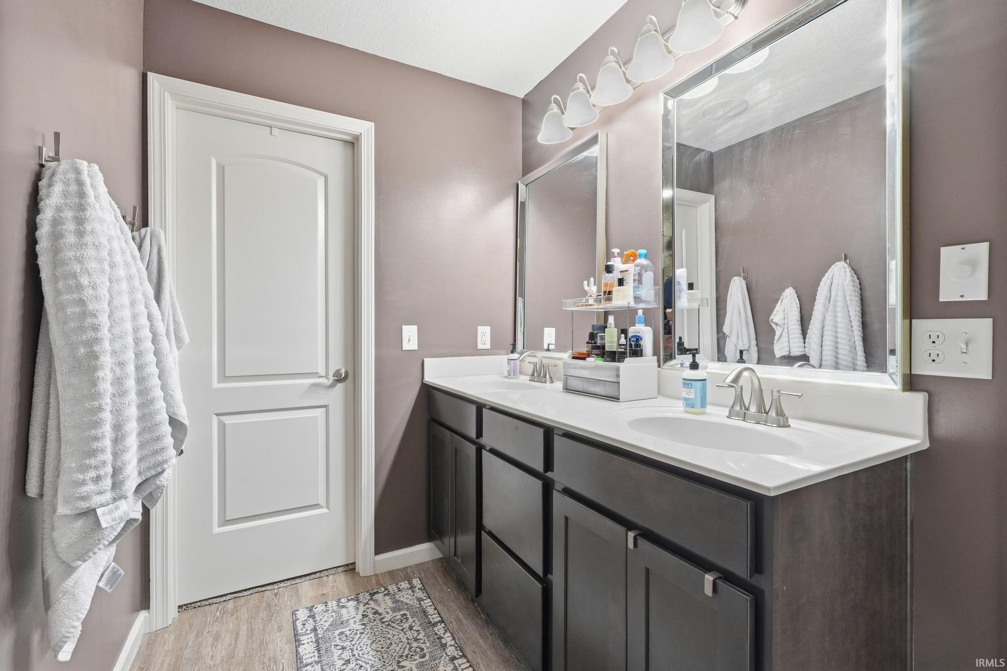 Image of 4607 Anglers Lane