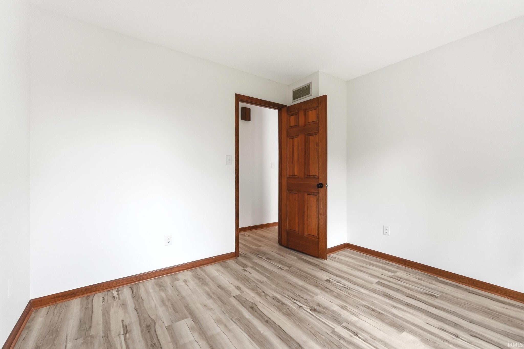 Image of 14130 Whittern Road
