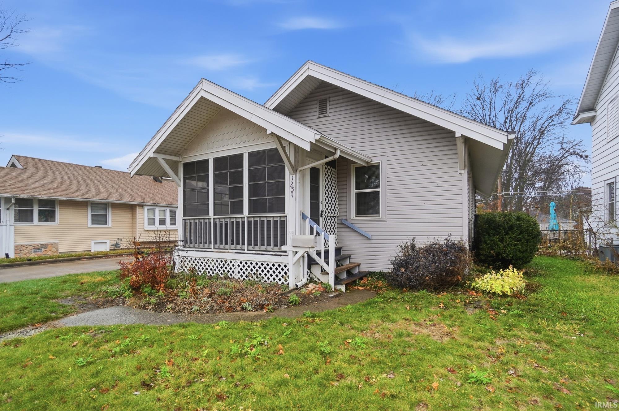 1239 Charlotte Avenue 1239 Charlotte Avenue